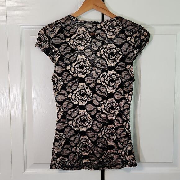 Vintage A'Gaci Womens Black & Cream Top Size SM Deep V-Neck Floral Whimsigoth - Picture 2 of 10